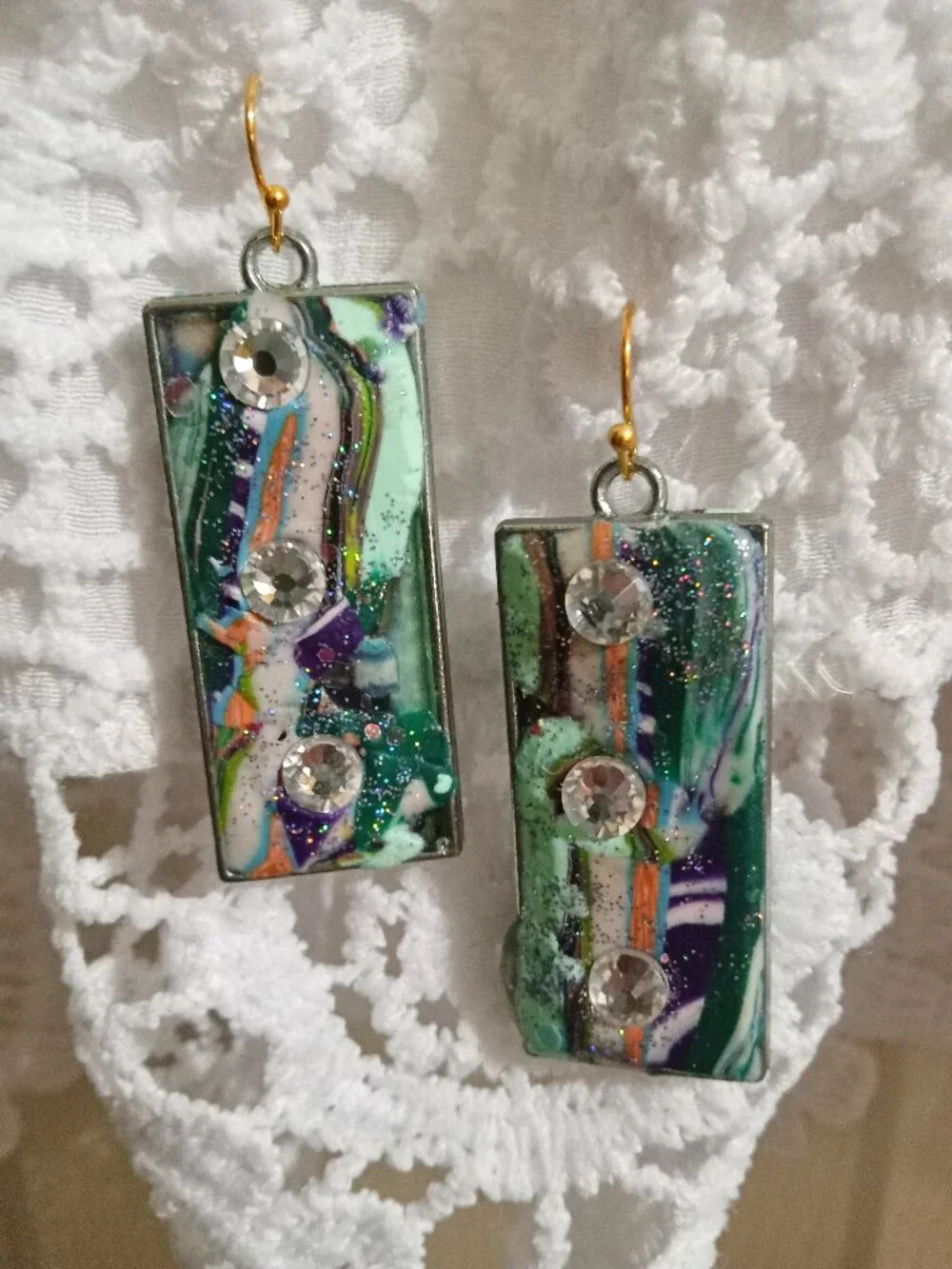 SPARKLY  STROPPEL EARRINGS